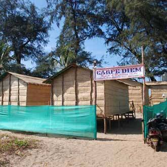 Carpe Diem Beach Restaurant And Bamboo Huts, Goa 1